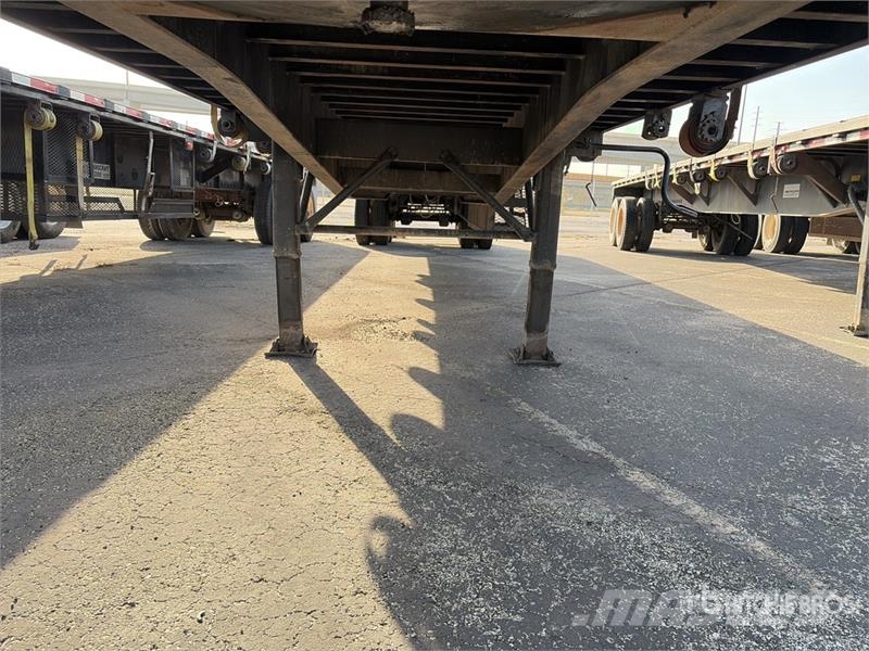 Fruehauf 48 ft T/A Flatbed Trailer Remolques de cama baja