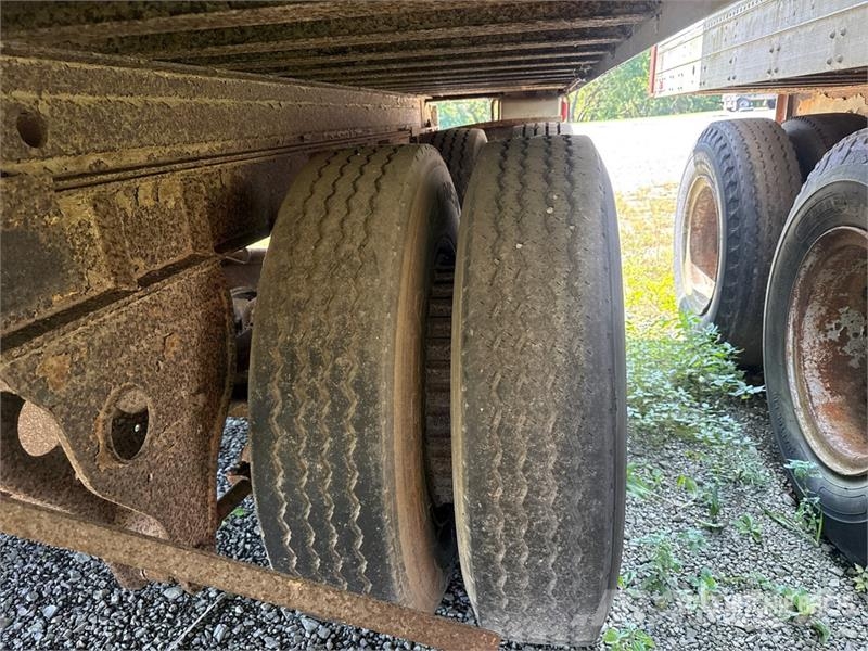 Fruehauf 48 ft x 96 in T/A 48 ft Van Trailer Skriňové prívesy