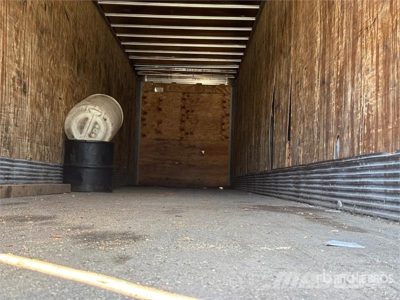 Fruehauf 48 ft x 96 in T/A 48 ft Van Trailer Skriňové prívesy