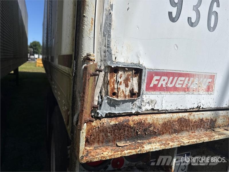 Fruehauf 48 ft x 96 in T/A 48 ft Van Trailer Skriňové prívesy