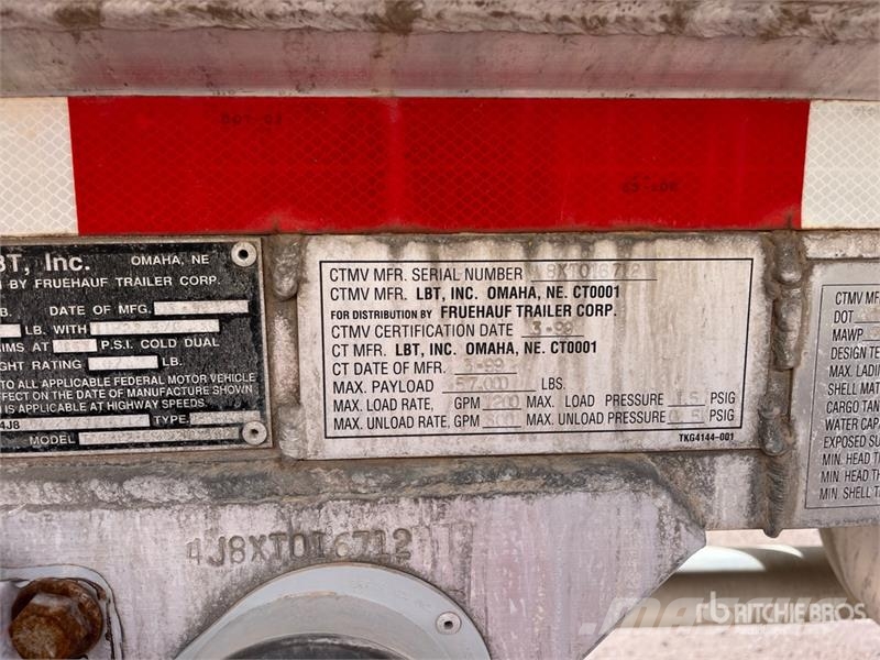 Fruehauf 6550 gal T/A Tanker Trailer Remorque citerne