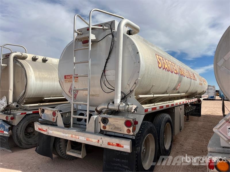 Fruehauf 6550 gal T/A Tanker Trailer Remorque citerne