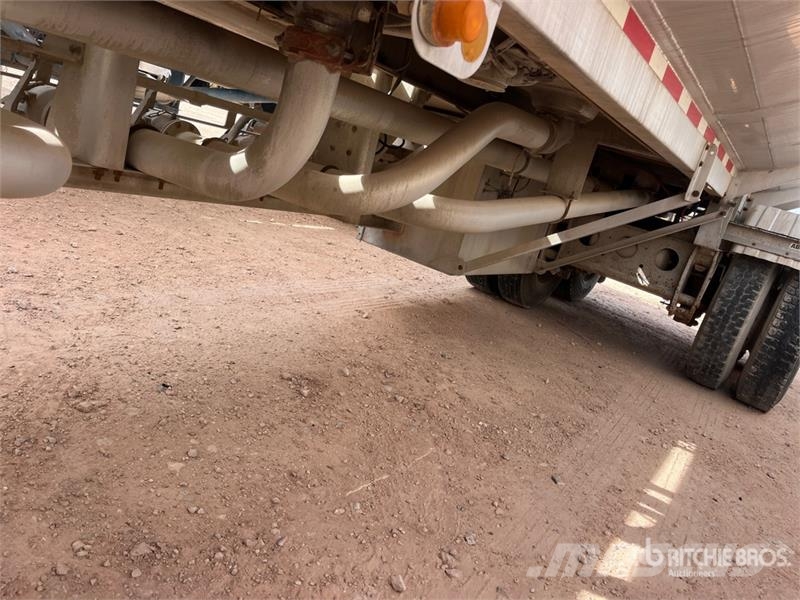 Fruehauf 6550 gal T/A Tanker Trailer Remorque citerne