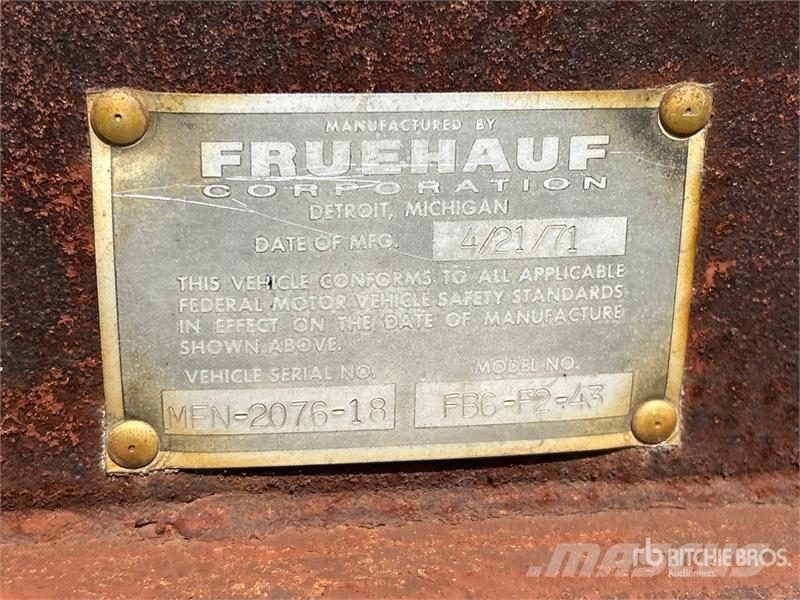 Fruehauf FB6-F2-43 43 ft T/A Van Trailer 箱體拖車
