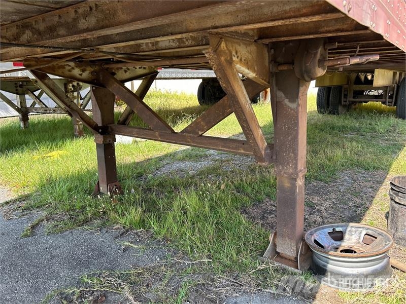 Fruehauf FB6-F2-43 43 ft T/A Van Trailer Umpikoriperävaunut