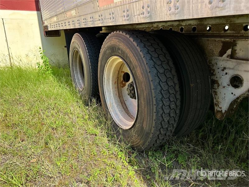 Fruehauf FB9-F2-48 48 ft T/A Van Trailer 箱體拖車