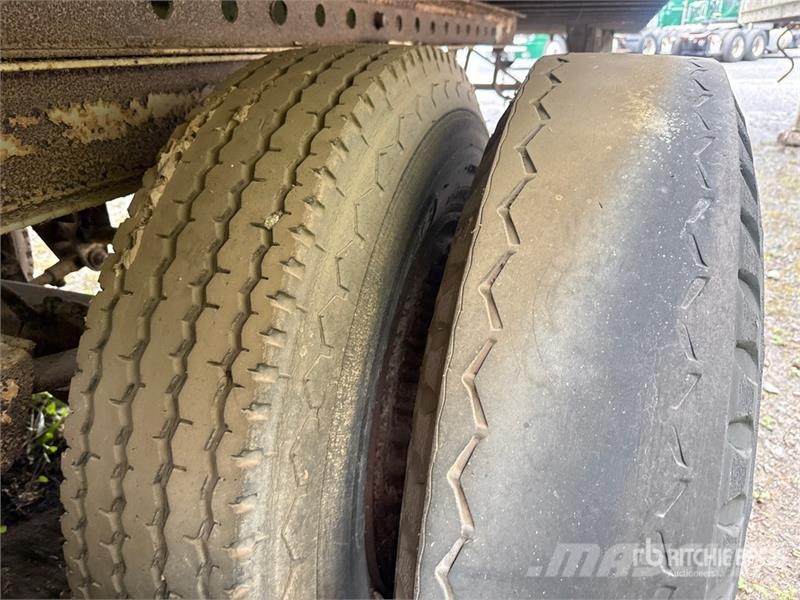 Fruehauf FG6-F2-40 40 ft x 96 in T/A Van Trailer Prikolice sa sandukom