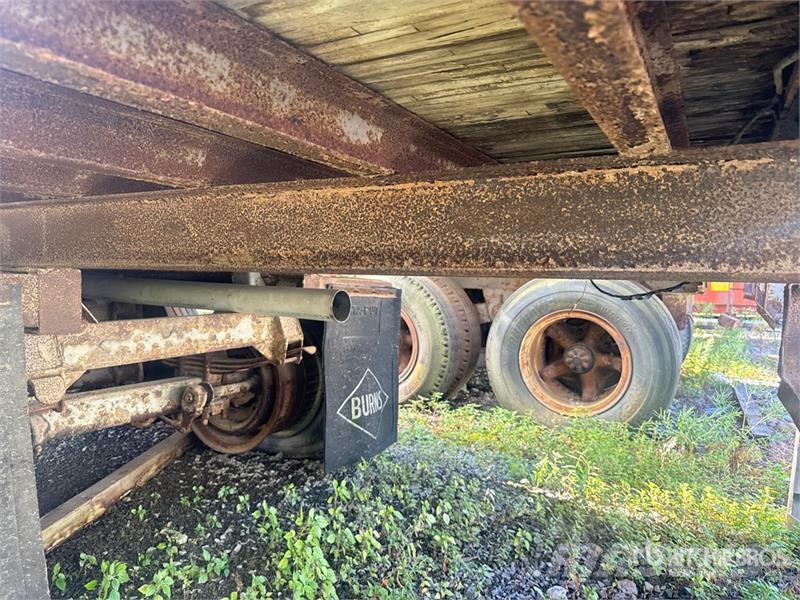 Fruehauf FG6-F2-40 40 ft x 96 in T/A Van Trailer 箱體拖車