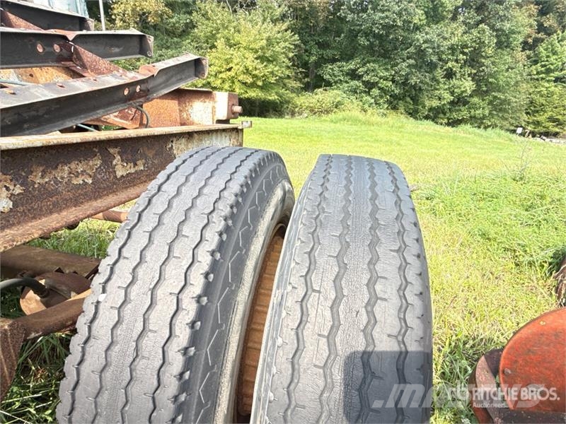 Fruehauf FG6-F2-40 40 ft x 96 in T/A Van Trailer Prikolice sa sandukom