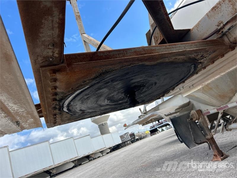 Fruehauf HAB-F2-J 1200 1200 cft T/A Pneumatic Bulk Trailer Citas piekabes