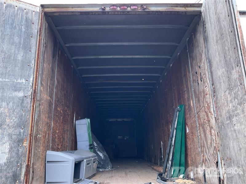 Fruehauf T/A Van Trailer (Inoperable) Van Body Trailers