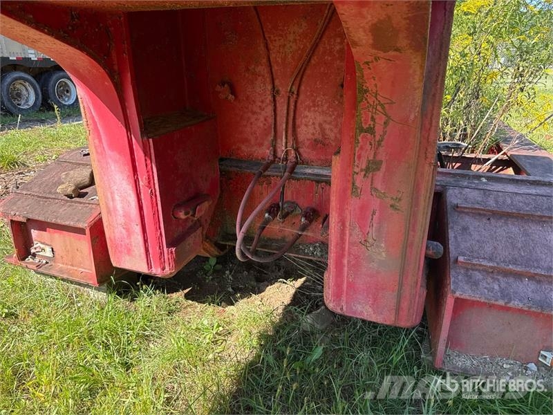 Fruehauf Tri/A Removable Gooseneck Lowboy Trailer (Inoperab Remorque surbaissée
