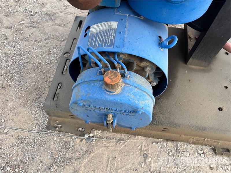 Fruitland 500LUF . معدات النقل - غير ذلك