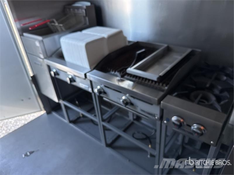  FUD 12 ft S/A Food Concession Trailer Egyéb pótkocsik