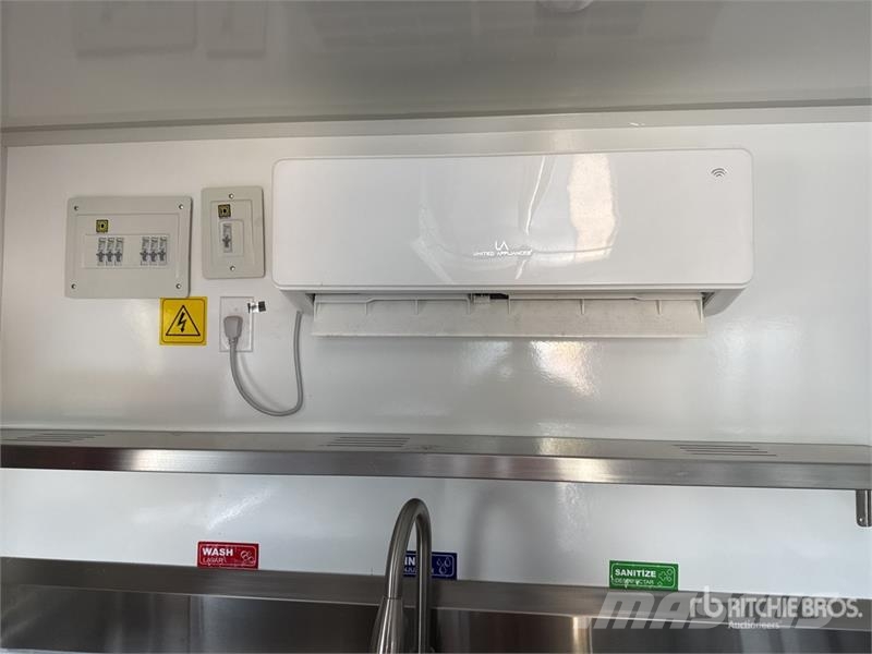  FUD 12 ft S/A Food Concession Trailer Egyéb pótkocsik