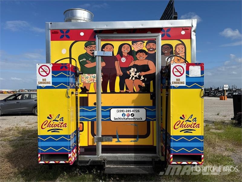 FUD 13 ft 5 in S/A Food Concession Trailer Muud haagised