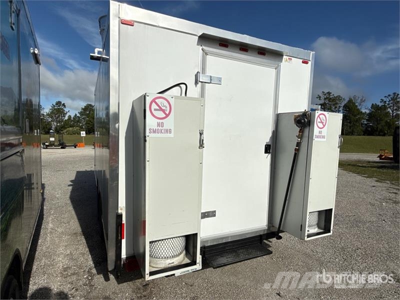  FUD 16 ft T/A Food Concession Trailer Outros reboques