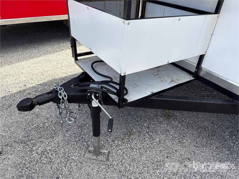  FUD 16 ft T/A Food Concession Trailer Outros reboques