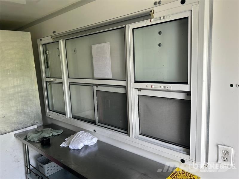 FUD 20 ft T/A Food Concession Trailer Andere Anhänger