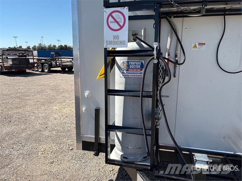 FUD 20 ft T/A Food Concession Trailer Druge prikolice