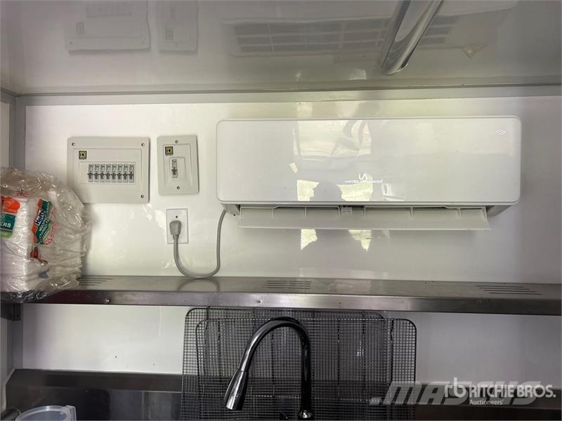 FUD 20 ft T/A Food Concession Trailer Andere Anhänger