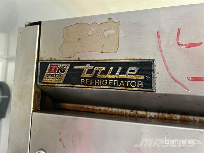 FUD 20 ft T/A Food Concession Trailer Andere Anhänger