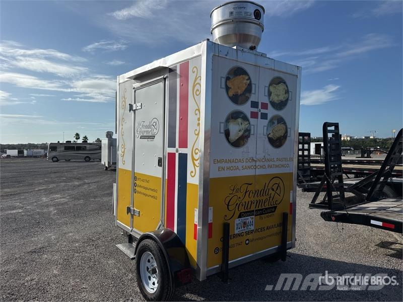 FUD 7 ft S/A Food Concession Trailer Citas piekabes