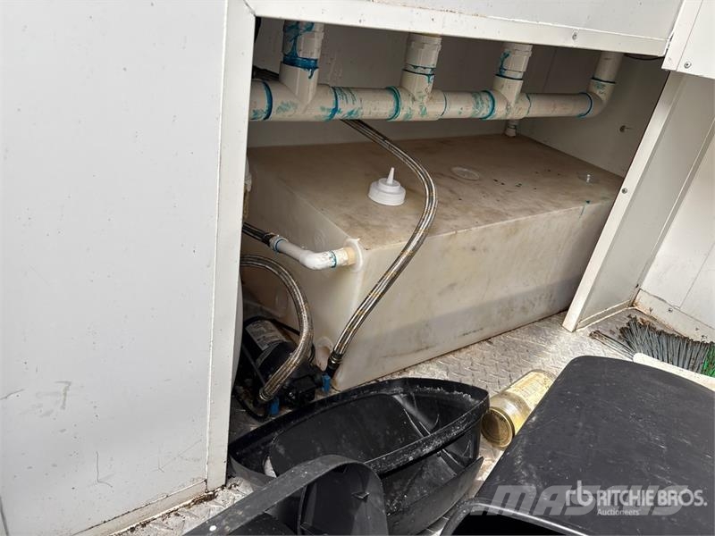 FUD 7 ft S/A Food Concession Trailer Druge prikolice