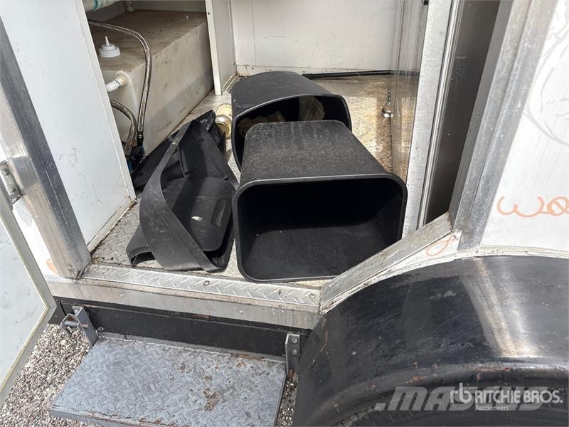 FUD 7 ft S/A Food Concession Trailer Druge prikolice