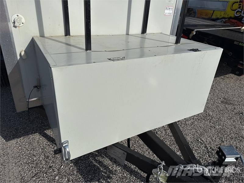 FUD 7 ft S/A Food Concession Trailer Citas piekabes