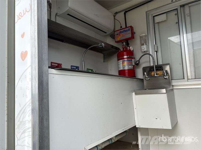FUD 7 ft S/A Food Concession Trailer Druge prikolice