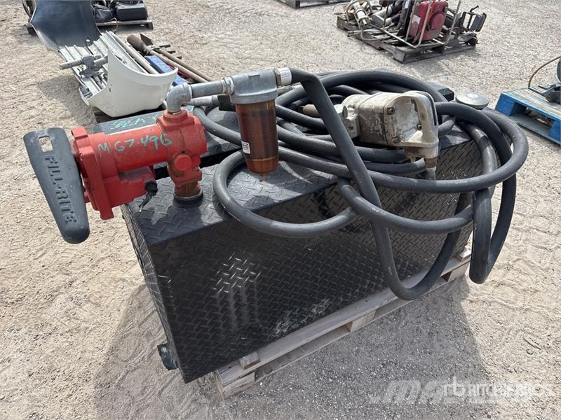 Fuel Tank صهاريج الوقود والصهاريج الإضافية
