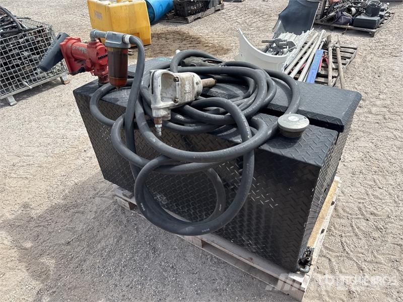 Fuel Tank صهاريج الوقود والصهاريج الإضافية