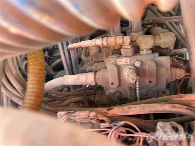 Furukawa HCR1200 Crawler Mounted Blasthole Drill 他のドリル機械