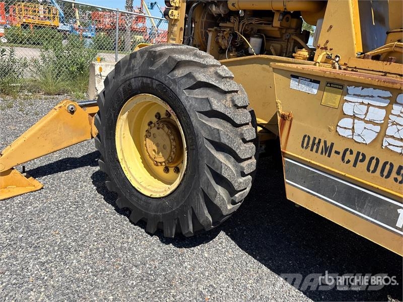 Galion 15 ton 4x4 Carry Deck Crane (Inoperable) Andre kraner
