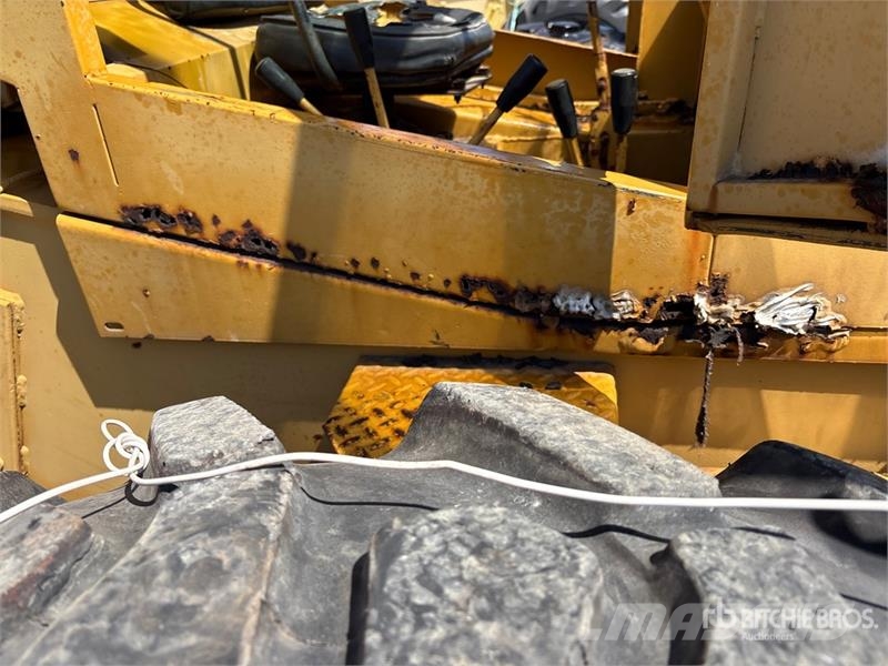 Galion 15 ton 4x4 Carry Deck Crane (Inoperable) Andre kraner