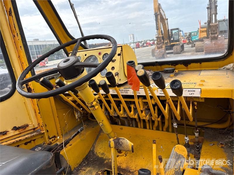 Galion 15 ton 4x4 Rough Terrain Crane (Inoperable) Avtodvigala