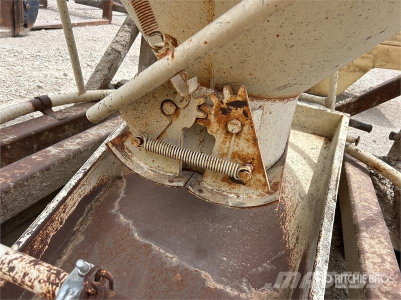 Gar-Bro Concrete Bucket ملحقات خرسانة