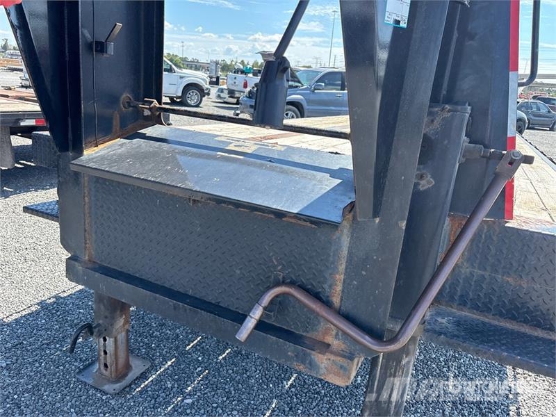 Gatormade 30+5 35 ft T/A Gooseneck Equipment Trail Autotransporter prikolice
