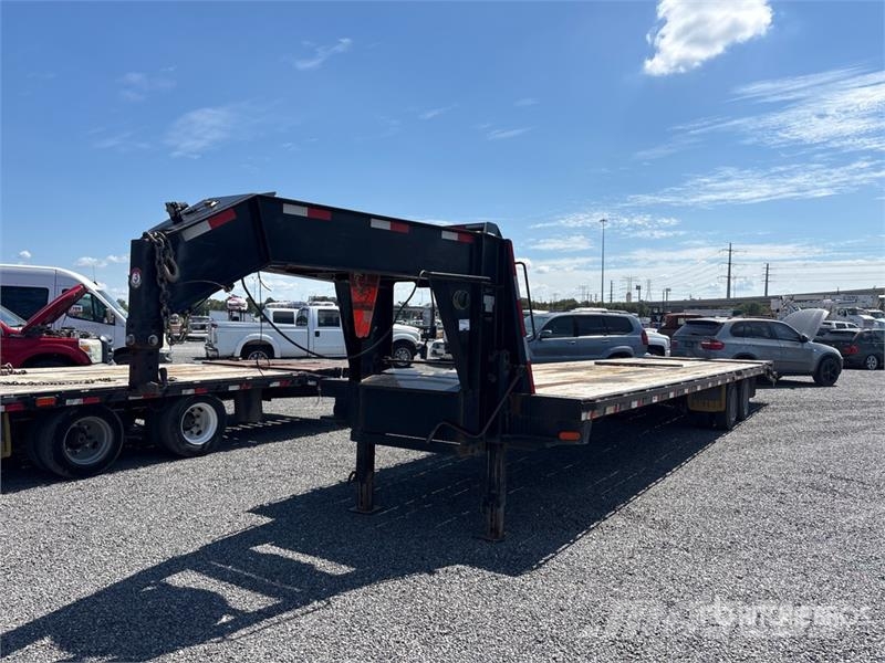 Gatormade 30+5 35 ft T/A Gooseneck Equipment Trail Autotransporter prikolice
