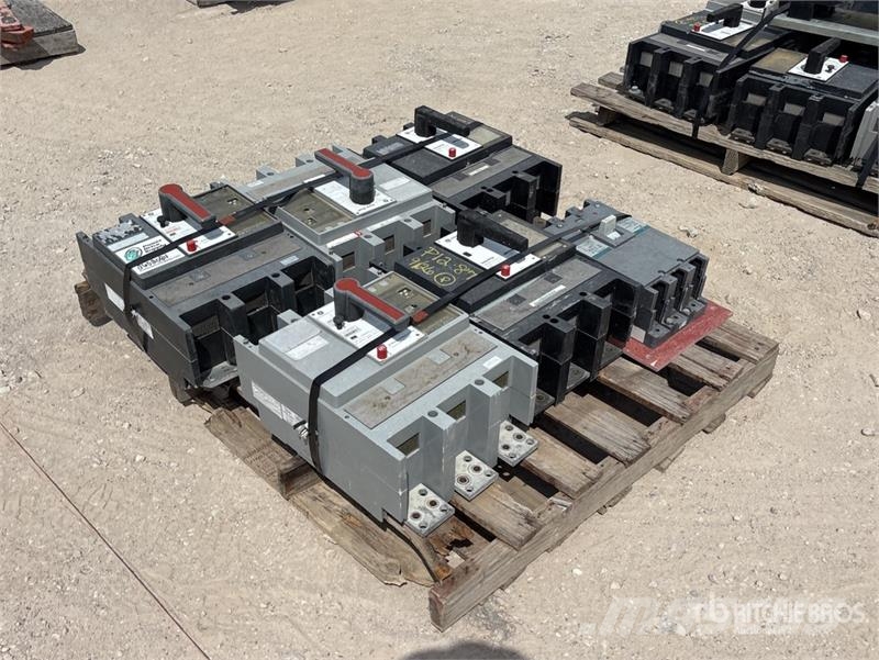 GE of (6) GE 1600 Amp Breakers Other components