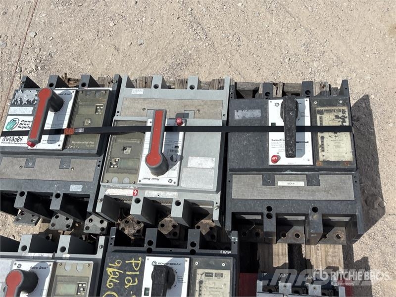 GE of (6) GE 1600 Amp Breakers Other components