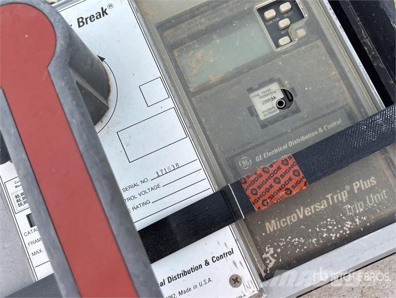 GE of (6) GE 1600 Amp Breakers Other components