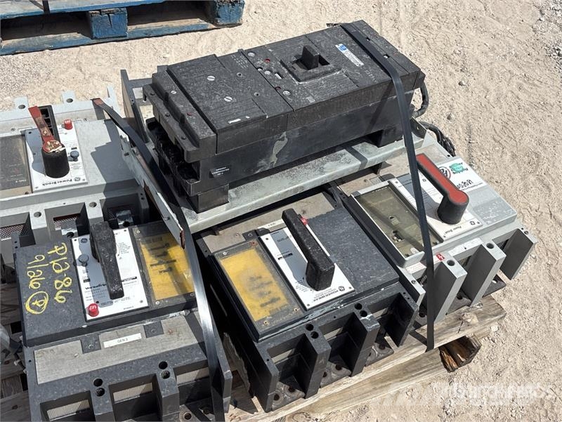 GE of (7) GE 1600 Amp Breakers Other components