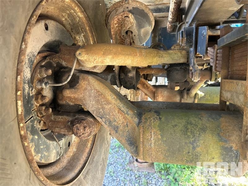  Gefco on   Speesdstar 150K 8x4 Drill Truck شاحنات المعدات  المحمولة لحفر الآبار