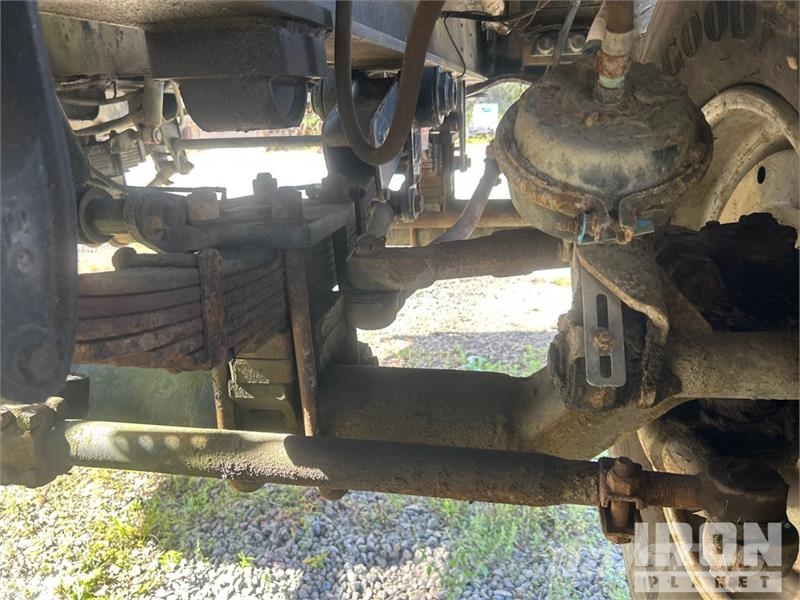  Gefco on   Speesdstar 150K 8x4 Drill Truck شاحنات المعدات  المحمولة لحفر الآبار