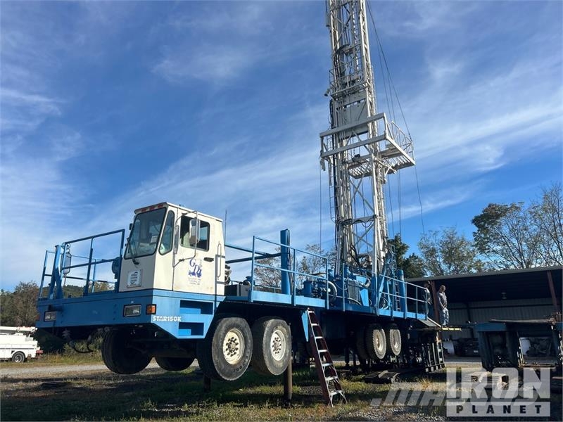  Gefco on   Speesdstar 150K 8x4 Drill Truck شاحنات المعدات  المحمولة لحفر الآبار