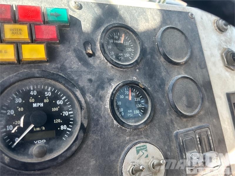  Gefco on   Speesdstar 150K 8x4 Drill Truck شاحنات المعدات  المحمولة لحفر الآبار