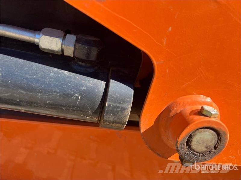  Gehl-Manitou RT105 Compact Track Loader Kompaktlader
