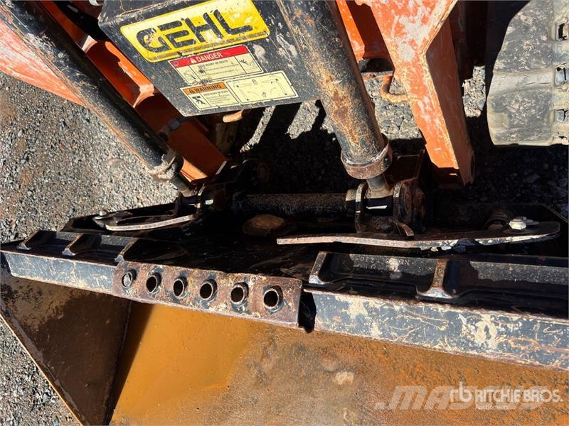  Gehl-Manitou RT105 Compact Track Loader Kompaktlader